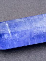 Tanzanit